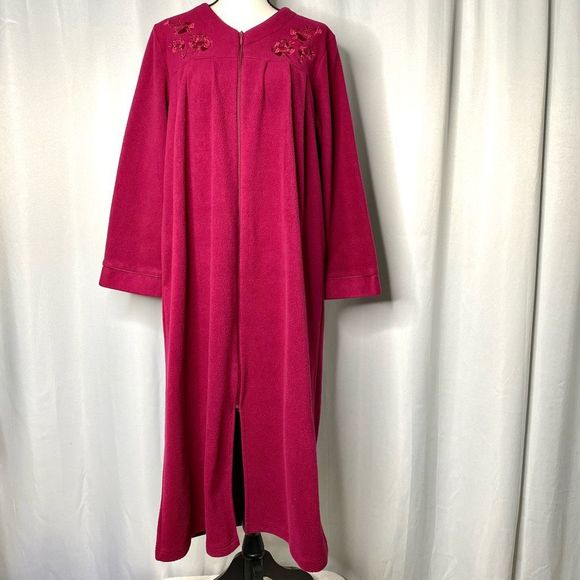 Miss Elaine Other - Miss Elaine Vintage Robe, Housecoat, Maroon, size Small